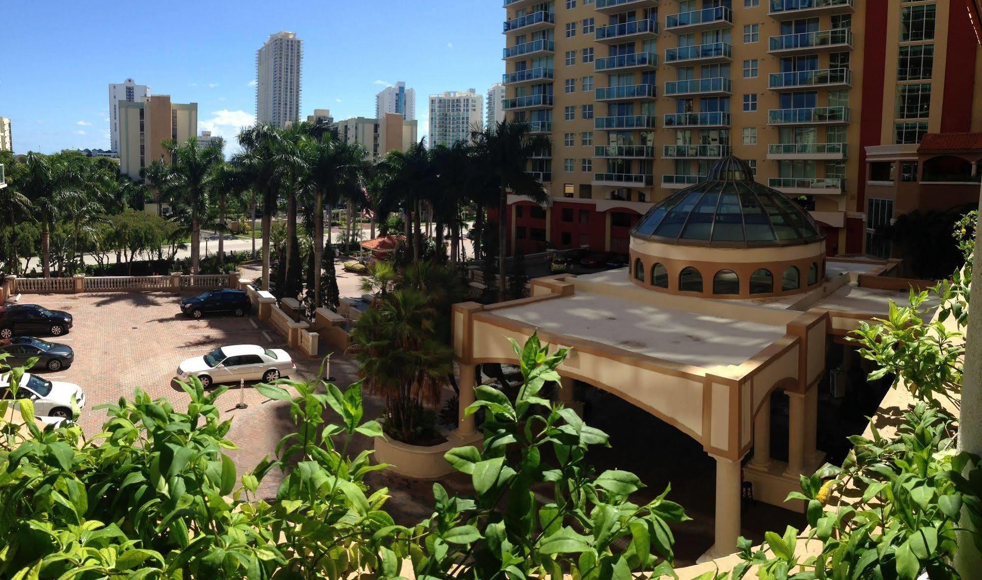 Miami Waterfront Apartments Sunny Isles Beach Exterior foto